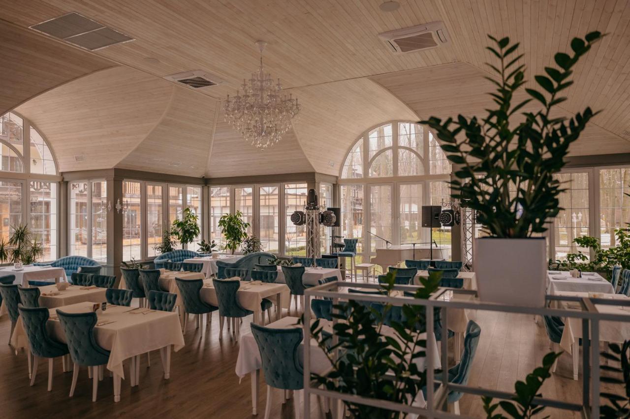 Zastava Uman Hotel Dmytrushky Ngoại thất bức ảnh
