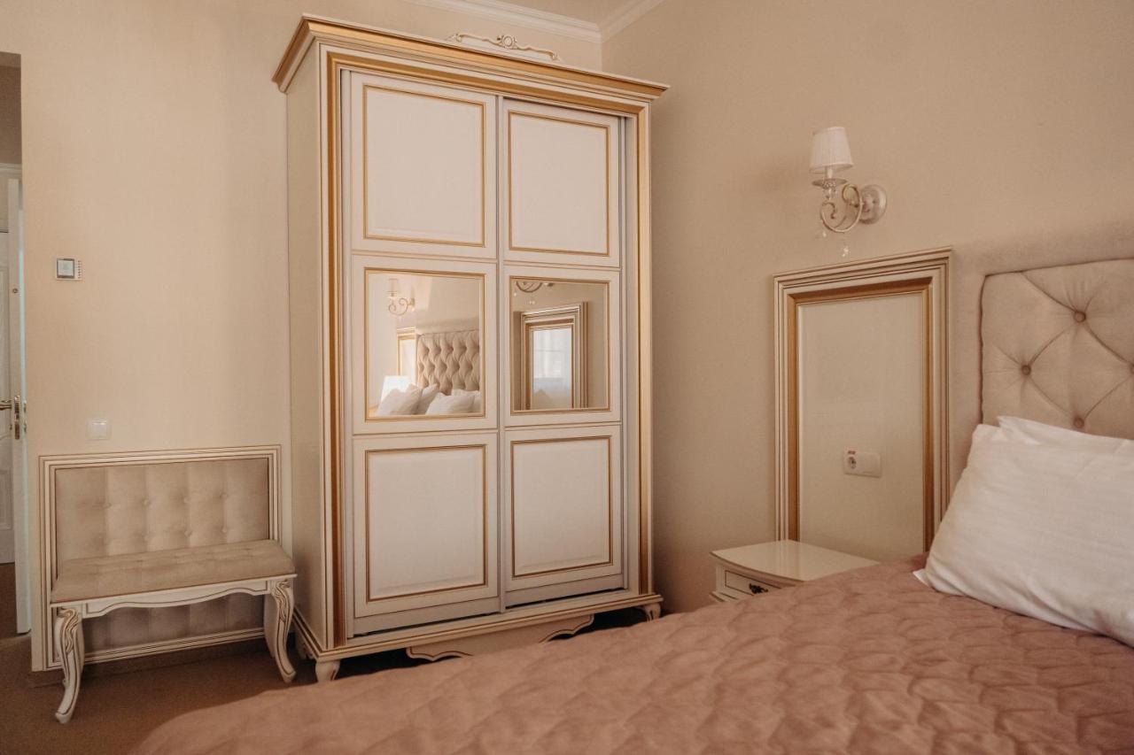 Zastava Uman Hotel Dmytrushky Ngoại thất bức ảnh