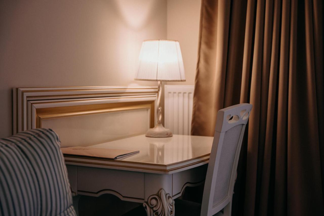 Zastava Uman Hotel Dmytrushky Ngoại thất bức ảnh